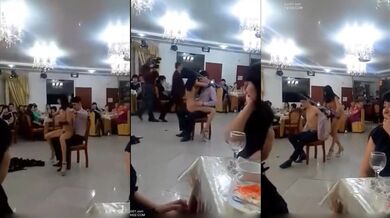 餐馆-年终聚餐请了美女裸体跳艳舞