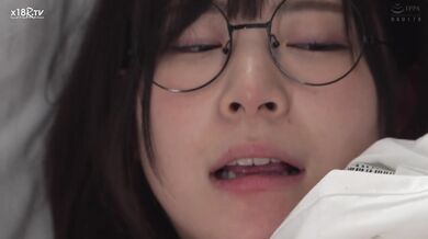 【中文字幕】可爱くて成绩优秀だけど里ではモラハラ暴走J○に幼驯染と家庭教师による「见下しチ○ポコンビ」が媚薬で下克上！理解らせ连続中出し合体で完全チン圧！沙月恵奈